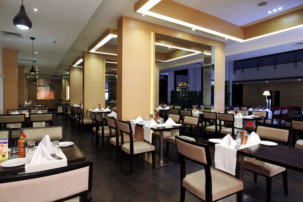 Hotel Abu Palace Τσενάι Εξωτερικό φωτογραφία